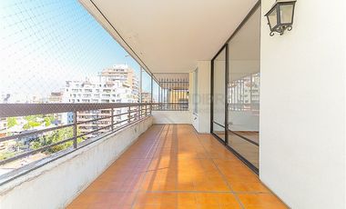 Departamento en Venta en El Golf