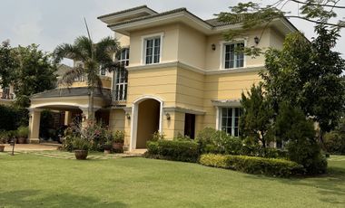 Luxury house in Ratchapruck, Bangkok.