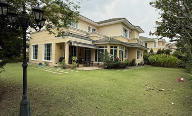 Luxury house in Ratchapruck, Bangkok.
