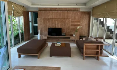 Absolute Beachfront Villa