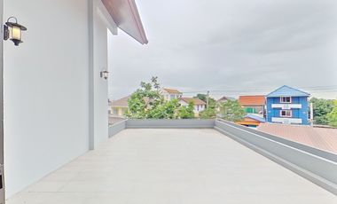 5 Bedroom Villa for sale in Prawet, Bangkok