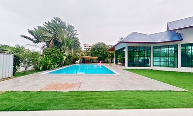 5 Bedroom Villa for sale in Prawet, Bangkok