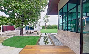 5 Bedroom Villa for sale in Prawet, Bangkok