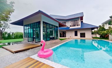 5 Bedroom Villa for sale in Prawet, Bangkok