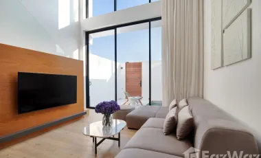 2 Bedroom Townhouse for sale at Oasis 2 by Breig