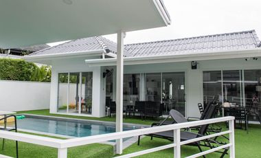 5 Bedroom Villa for sale in Rawai, Phuket
