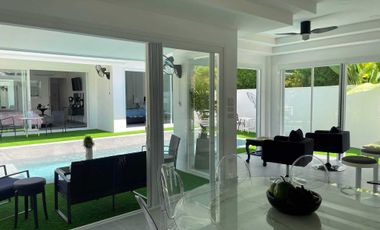 5 Bedroom Villa for sale in Rawai, Phuket