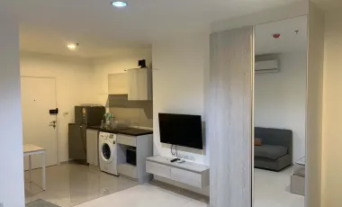 Studio Condo at Espire Erawan for Sale