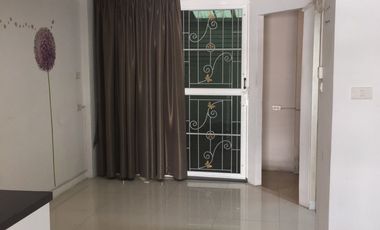 3 Bedroom Townhouse for sale at Baan Thammachad Phetkasem 114