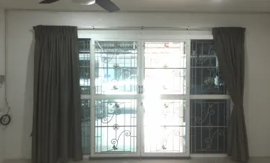 3 Bedroom Townhouse for sale at Baan Thammachad Phetkasem 114