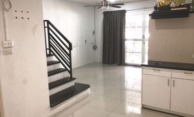 3 Bedroom Townhouse for sale at Baan Thammachad Phetkasem 114