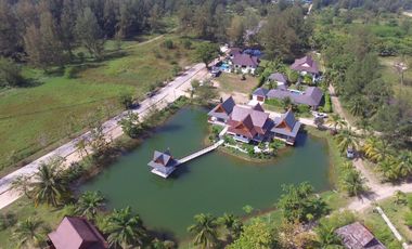 Peaceful 2-Bedroom House Surrounded by Nature
