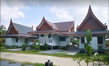 Peaceful 2-Bedroom House Surrounded by Nature