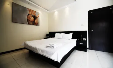 3 Bedroom Townhouse for sale at Phuket Grandville Village
