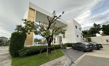 3 Bedroom Townhome BaanKlangMuang TheEditionRama9-Pattanakan