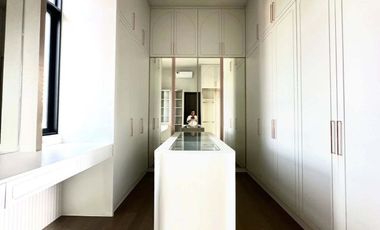 Villa for Sale at The master Ekkamai - ramintra