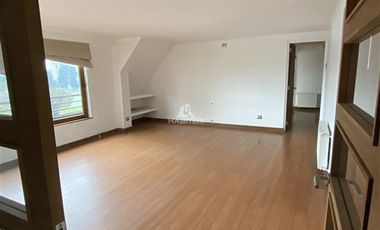 Departamento en Arriendo en COD36312 Exclusivo departamento, remodelado, sector Colegio Aleman