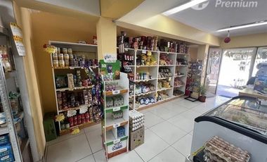 Local Comercial en Venta en Ricardo Lyon / Simón Bolívar