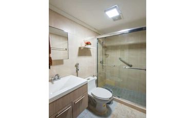 Hermosa casa amueblada en Clayton.