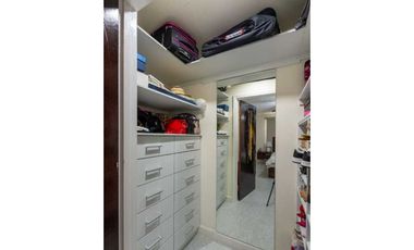 Hermosa casa amueblada en Clayton.