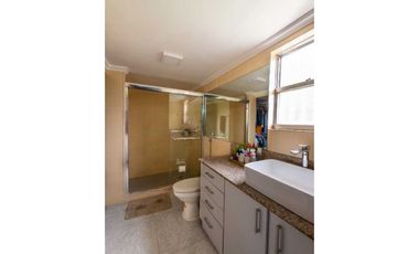 Hermosa casa amueblada en Clayton.