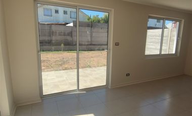 Casa en Venta en Venta amplia Casa Condominio Inglés Curicó SIN COMISION 116 mt en dos pisos