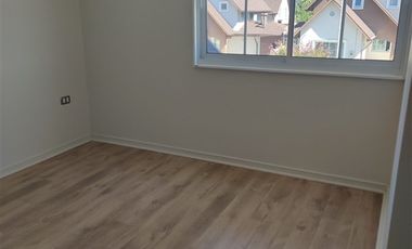 Casa en Venta en Venta amplia Casa Condominio Inglés Curicó SIN COMISION 116 mt en dos pisos