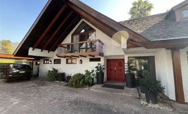 Sitio en Arriendo en Jardín La Dehesa , Santiago