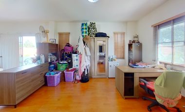 4 Bedroom House for sale at Moo Baan Rung Arun
