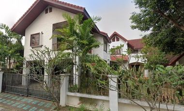 7 BR House (2 Houses) in San Phi Suea
