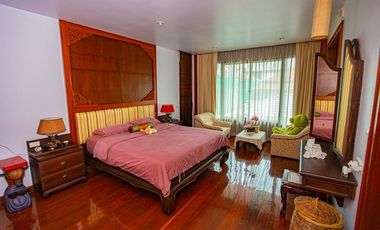 7 Bedroom Villa for sale in Phra Khanong Nuea, Bangkok