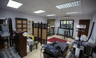 7 Bedroom Villa for sale in Phra Khanong Nuea, Bangkok