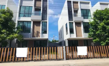 3 Bedrooms townhouse for sale at Nue Connex House Don Mueang