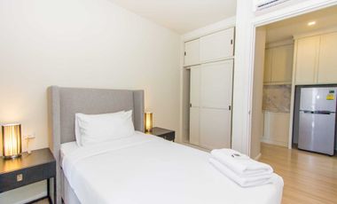 2 Bedroom Condo for rent at Dlux Condominium