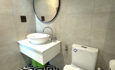 2 Bedroom Condo for sale at The Title Halo 1