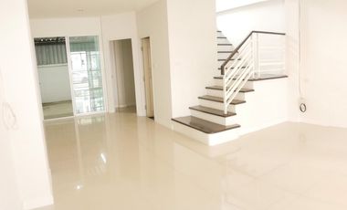 4 Bedroom Townhouse for rent at Baan Thammachad Phetkasem 114