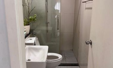 Two Bed and One Bath with Zero Distance to BTS Erawan