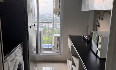 Two Bed and One Bath with Zero Distance to BTS Erawan