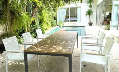 4 Bedrooms Luxury Pool villa