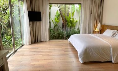 4 Bedrooms Luxury Pool villa
