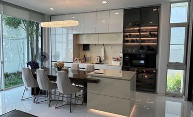 Luxury House 3 Stories For Sell/Rent @VIVE Ekkamai- Ramintha