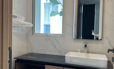 Luxury House 3 Stories For Sell/Rent @VIVE Ekkamai- Ramintha