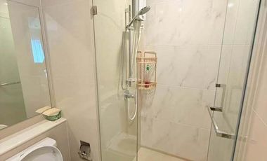 Aspire Erawan Prime. Modern 32 sq.m Condo with Pool View