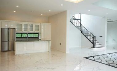 5 Bedroom Villa for sale at Baan Sansiri Pattanakarn