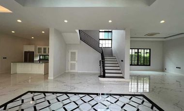 5 Bedroom Villa for sale at Baan Sansiri Pattanakarn