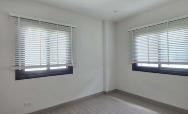 4 Bedroom for rent