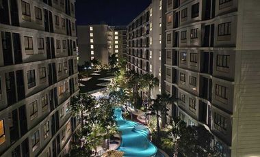 Beautiful Pool View 1 Bedroom for Rent