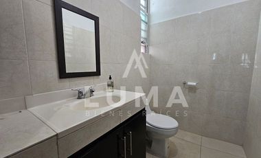 Casa en venta en Fraccionamiento Raíces II
