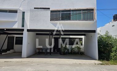 Casa en venta en Fraccionamiento Raíces II