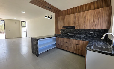 Casa nueva de una planta en Privada Tagora, Conkal